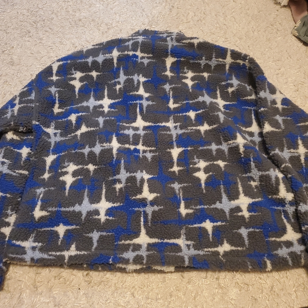 Mockneck Pullover - Picture 5 of 8